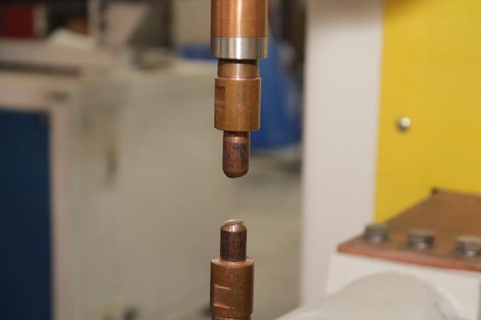 Kacamata hwashi bingkai las spot penyimpanan energi kapasitif 3